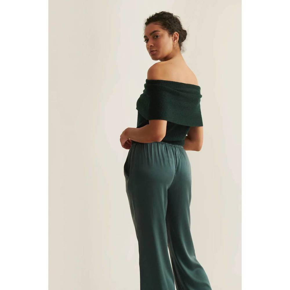 NEW SKIN portia off the shoulder top in black - Picture 3 of 3